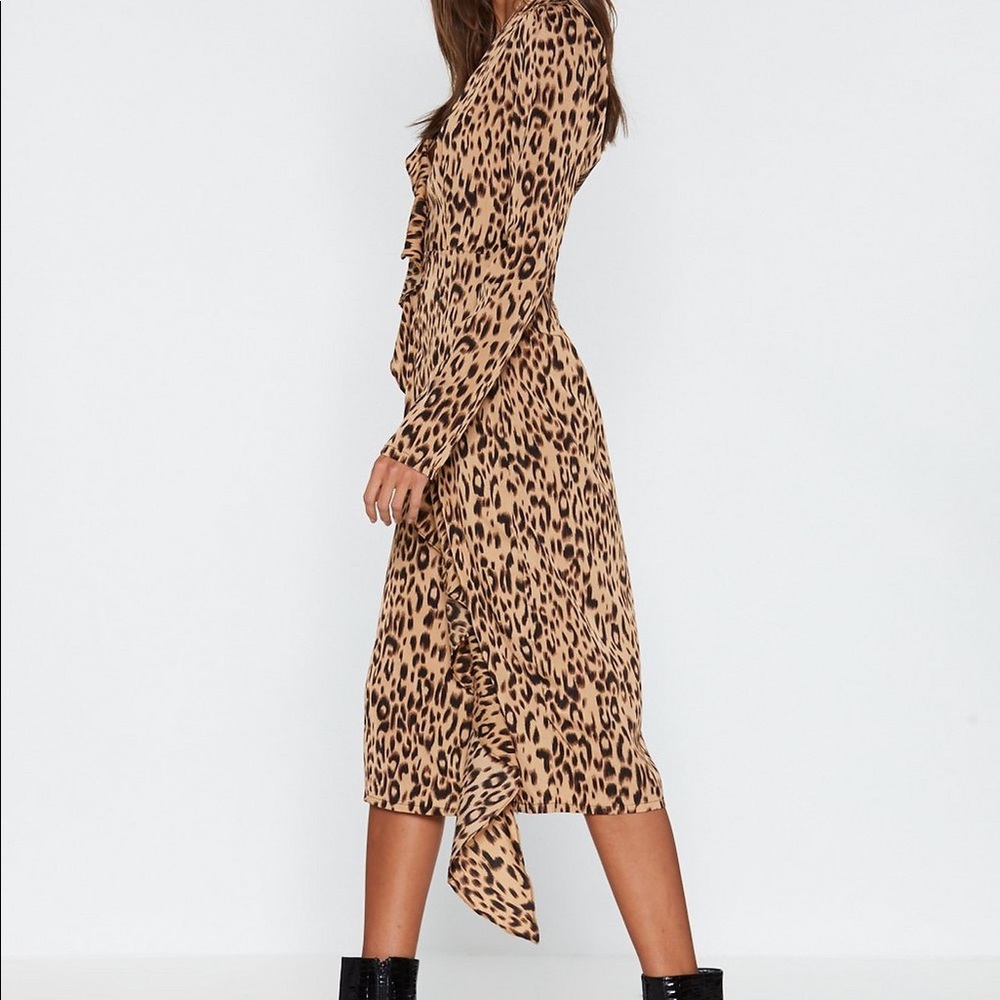 Leopard Meow-ment Ruffle Midi Dress - Picture 3 of 4
